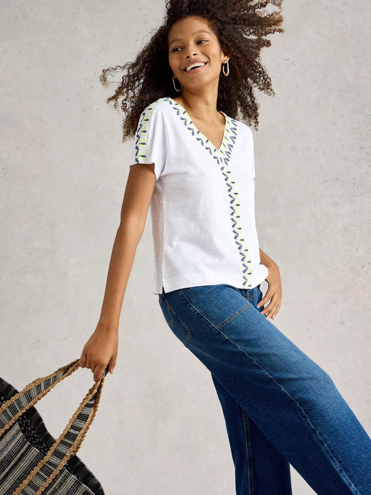 T-SHIRT COL V - WHITE STUFF - 443713